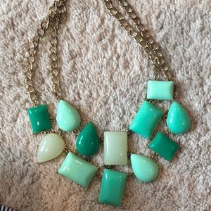 Green statement necklace